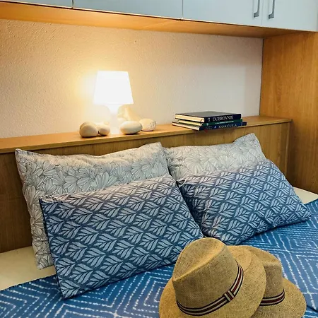 House Contessa Holiday home Zrnovo